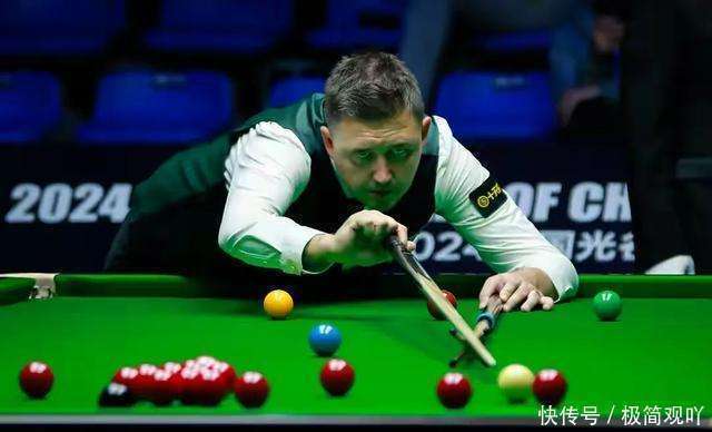 闯进了正赛, 在对阵霍金 闯进了正赛, 在对阵霍金