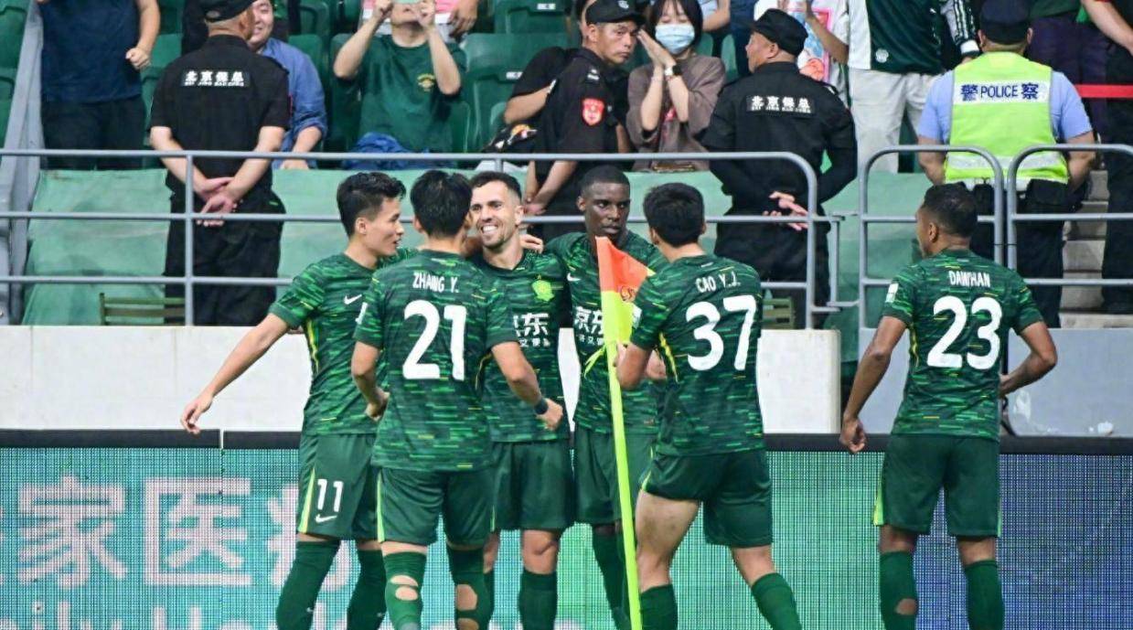 可拉米罗一, 成两队踢对, 就在留言区 可拉米罗一, 成两队踢对, 就在留言区